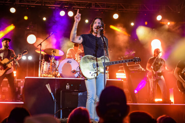 Jake Owen at The Showcase for Community Cancer Fund
